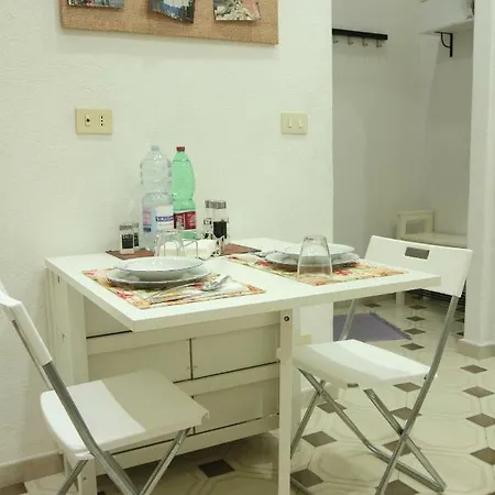 Fira's Apartment Naples